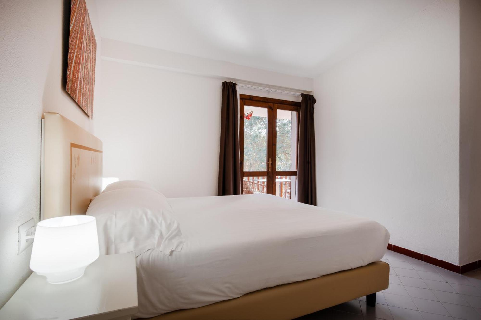 Felix Hotels - Residence Hotel Costa Serena Палау Екстериор снимка