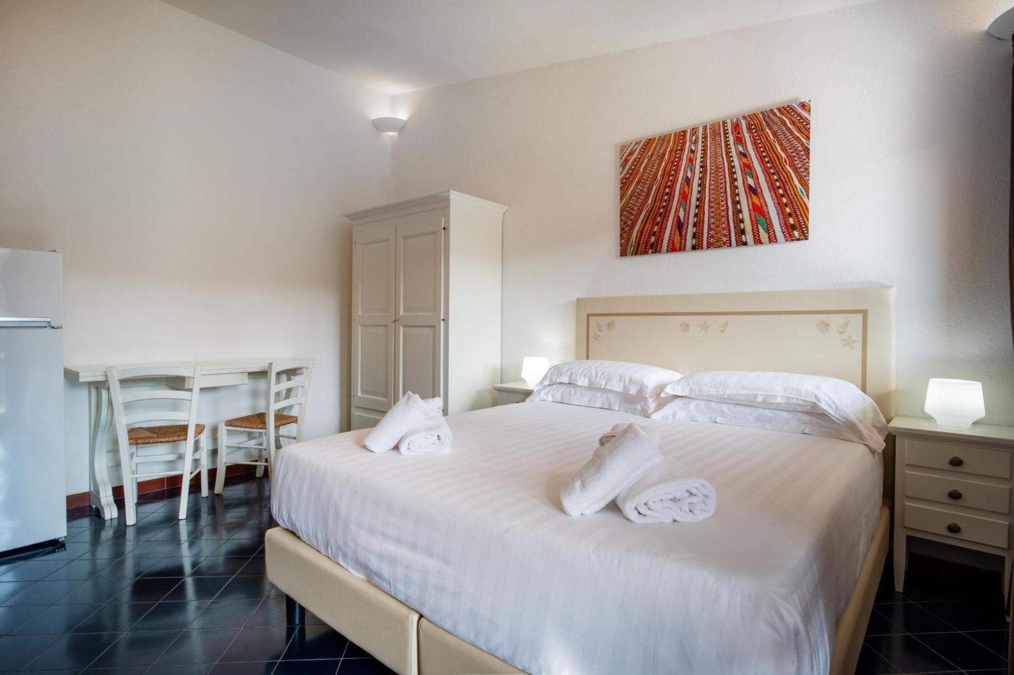 Felix Hotels - Residence Hotel Costa Serena Палау Екстериор снимка