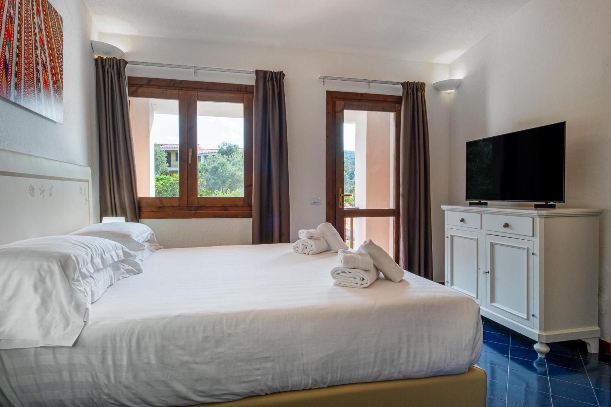 Felix Hotels - Residence Hotel Costa Serena Палау Екстериор снимка